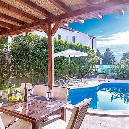 Hotel Charming With Spacious And Private Swimming Pool In The Lavender Island Of Hvar 3*